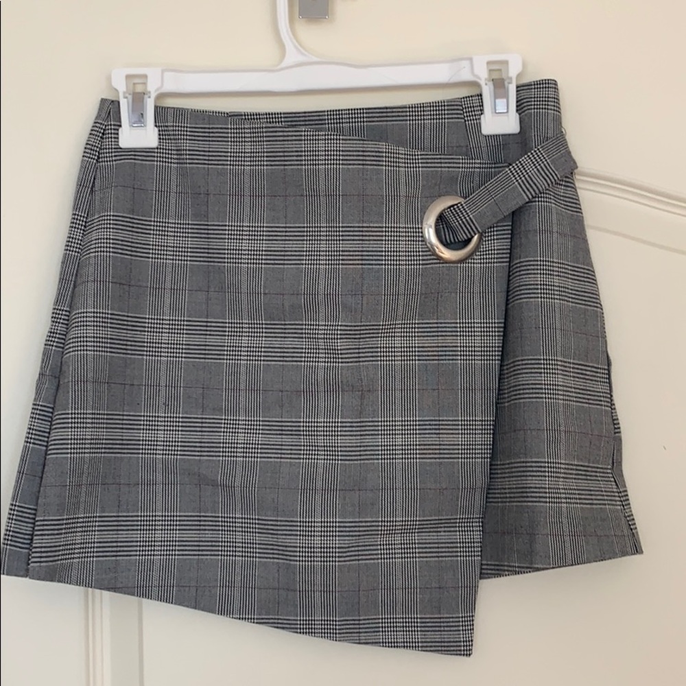 Only worn once! Forever 21 plaid mini skirt!